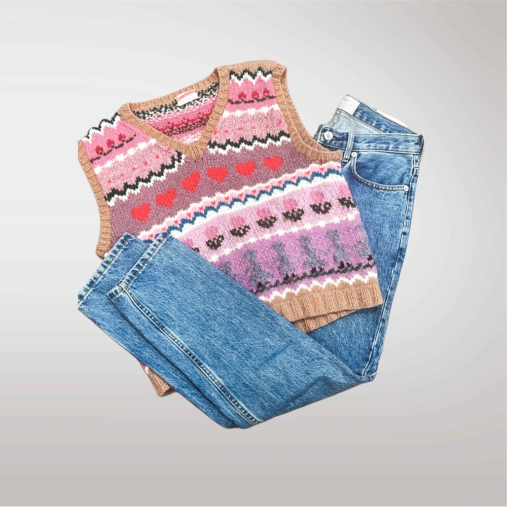 Cute Vintage Heart Sweater